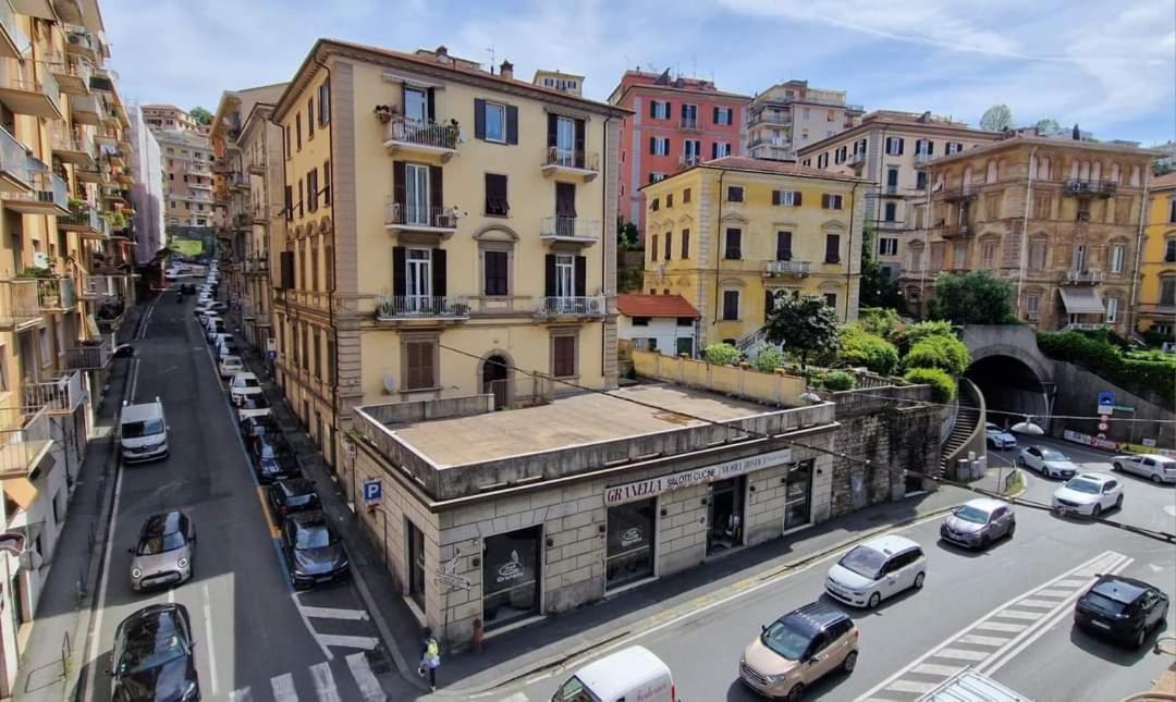 La Casa Di Geo Stazione Centrale La Spezia 5 Terre Eksteriør bilde